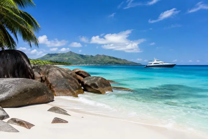 Seychelles expedition cruise
