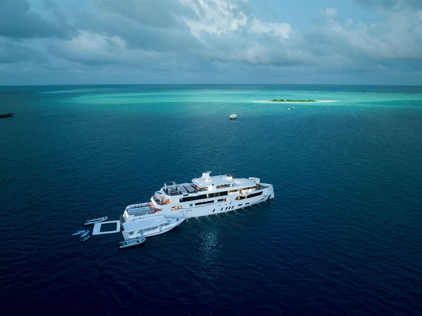 White Pearl – Best Luxury Liveaboard